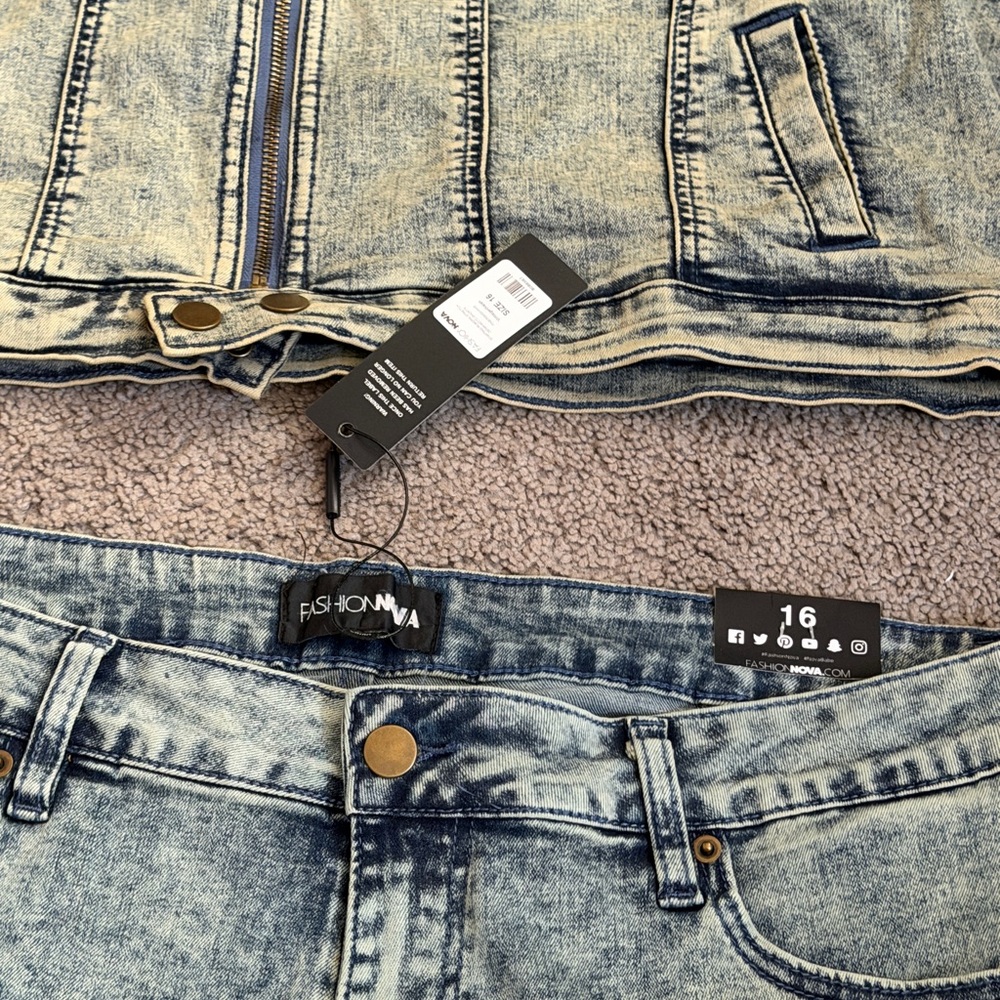 Denim Jacket xl and 16 Shorts Set - Picture 3 of 4